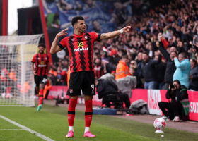 Solanke joins Arsenal. Chelsea, Liverpool, Man Utd stars in BBC's PL Team of the Week