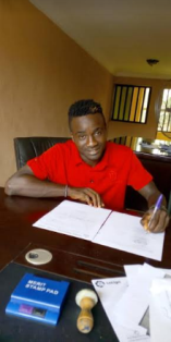 Photo Confirmation : FC Ifeanyi Ubah Sign Talented Attacker Obinna