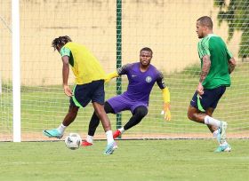 Super Eagles team news: Nwabali knows fate by Wednesday; Troost-Ekong, Osimhen resume training today 