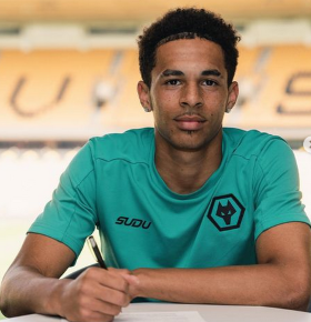 Official: Attacking midfielder eligible for Nigeria signs new deal with Wolverhampton Wanderers