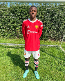 Manchester United schoolboy of Nigerian descent on trial at Leeds United 
