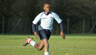 17-Year-Old Nigerian Midfielder Trains With Arsenal First Team Ahead Of Spurs Clash