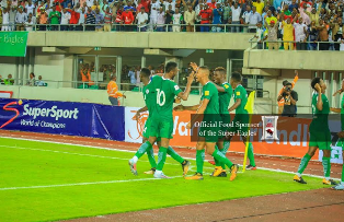 Rohr Praises Moses For Contribution To Iwobi's Goal, Squad Jet Out Of Uyo