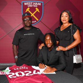 Official: West Ham confirm Nigerian midfielder has signed his first professional contract