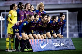 Asisat Oshoala Opens And Closes The Scoring On Home Debut For Barcelona Femení