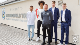 Official: Huddersfield Town sign versatile central defender from Arsenal