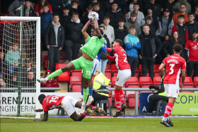 Arsenal-owned goalkeeper Okonkwo shortlisted for EFL League Two Player of the Month 
