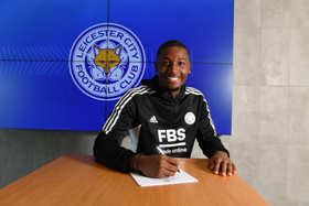 Confirmed : Anglo-American-Canadian-Nigerian GK signs new deal with Leicester City 
