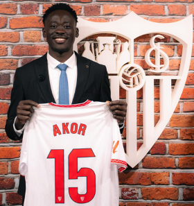 'He will be in the squad' - Sevilla coach confirms winter signing Adams is in contention to make debut