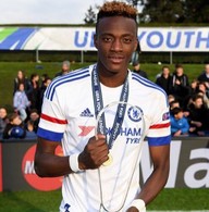 Officials Hold Talks With Chelsea Striker Tammy Abraham, Dad Over Playing For Nigeria