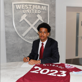 Flying fullback and versatile CB of Nigerian descent sign scholarship deals with West Ham