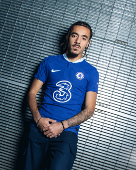 'Rejected Man Utd', 'Best right-back', 'Cute' : Nigerian fans react to Chelsea signing of Gusto