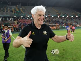 Bafana Bafana coach Hugo Broos points out one major difference between Finidi and Peseiro style of play