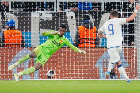 Nigeria's Afrobeat musician Davido reacts to Manchester United's drama-filled loss to FC Copenhagen