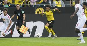 Manchester United In Contact With Nigerian Agent Over Transfer Of Borussia Dortmund Winger 