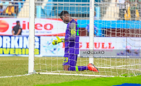 Uzoho Red Card : The Exact Reason Why Eagles GK Gave The Middle Finger To Alki Oroklini Fans 