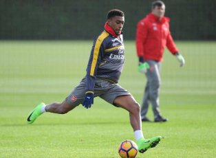 Arsenal Rising Star Iwobi Prepared For First Individual Battle Against Chelsea Ace Moses