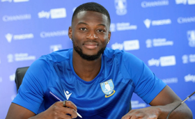 Official : Son of former Super Eagles striker extends his contract at Sheffield Wednesday