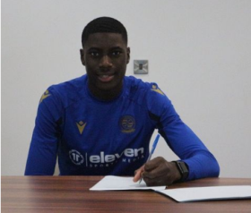 Official : Two young strikers of Nigerian descent sign new deals at Reading