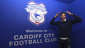Emiliano Sala Missing Plane: Chelsea Loanee Appeals To Authorities Not To Stop Search 