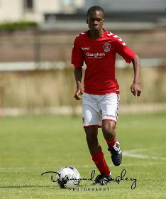 Young Nigerian Center Back Likened To Van Dijk Making Waves At Charlton Athletic