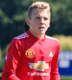 Manchester United Offer New Deal To Talented Left Back