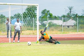 The One Thing Holding Super Eagles GK Francis Uzoho Back From Joining Elche CF