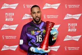 World Cup 2022 : Okocha praises brilliant Cameroon GK who made his debut last year v Nigeria
