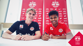 Barcelona, Liverpool, Arsenal Suffer Blow As Adeyemi Extends Red Bull Salzburg Contract
