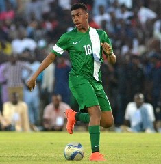 Iwobi Jets Into London After International Duty With Super Eagles