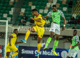 Manchester United Coach Runs The Rule Over Super Eagles Defender In England