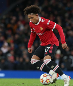 Teenage striker beats Anglo-Nigerian winger to a Manchester United record