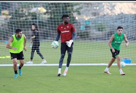 Uzoho or Panagi?  Lennon makes decision on starting GK against Manchester United 