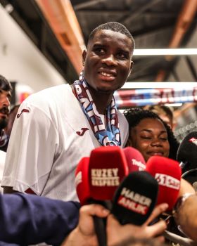 'I didn't consider other offers' – Onuachu vows to score plenty of goals for Trabzonspor