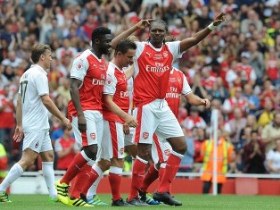 Nwankwo Kanu Set To Feature For Arsenal Against Real Madrid