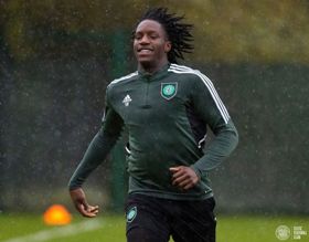  Snapped : Irish-Nigerian teenager takes part in Celtic's final training session pre-Motherwell