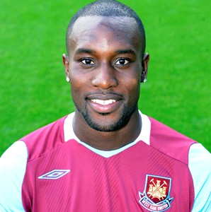 Official: Carlton Cole To Leave West Ham