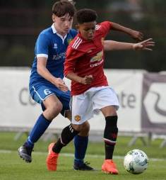 Manchester United Hot Prospect Gomes Hails Nigerian Winger After Setting New UYL Record 