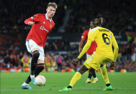 Man Utd 3 Sheriff 0 : Atiemwen and Akanbi crash out as Red Devils secure top two finish