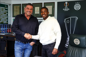 Official: Lagos-born Man Utd youth product joins Hungarian champions Ferencvaros