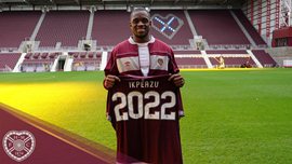 Official : Uche Ikpeazu Extends Contract At Heart of Midlothian Until 2022