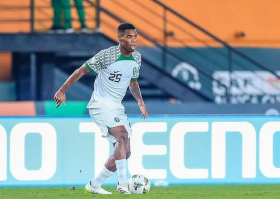 'Raphael calls me dad' - Oliseh reveals he's like a father figure to Super Eagles midfielder Onyedika