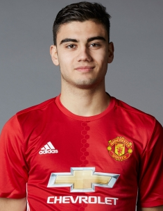 Done Deal: Manchester United Set To Announce Transfer Of Midfielder?