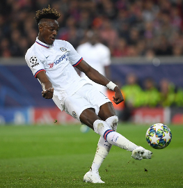 Chelsea Striker Tammy Abraham Likely To Bounce Back From Hip Injury