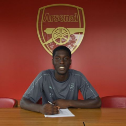  Official: Versatile Nigerian Defender Pens New Contract With Arsenal 