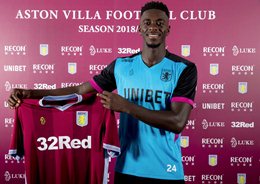 Official: Manchester United Announce Outgoing Transfer Of Defender