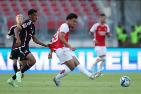 The boy's a bit special: Video of Nwaneri pulling off roulette turn against Nurnberg