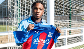 Confirmed : Talented Nigeria-eligible striker signs new contract with Crystal Palace 