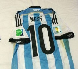 Peter Odemwingie Shows Off His Souvenir From Lionel MESSI