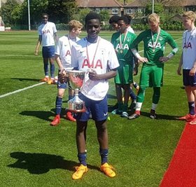 Man Utd Beat Man City, Everton To The Signing Of Extremely Talented Tottenham Midfielder 